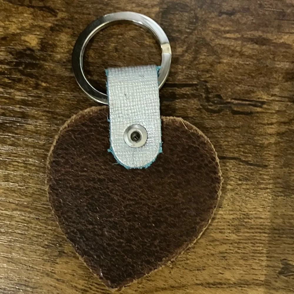 Genuine Leather Almalfi Heart Keychain Purse Charm NWOT